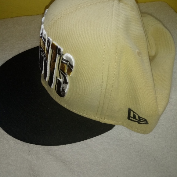 Saints hat - Picture 2 of 3